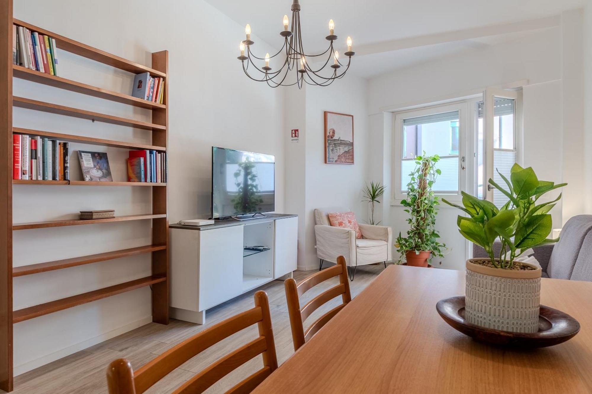Apartment Journalist Sistine Chapel